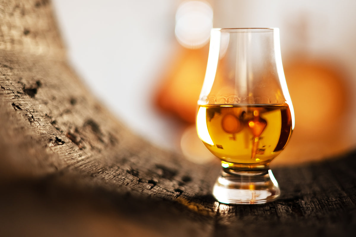 Mit Whiskey Aktionspaket reisen auf flüssiges Gold