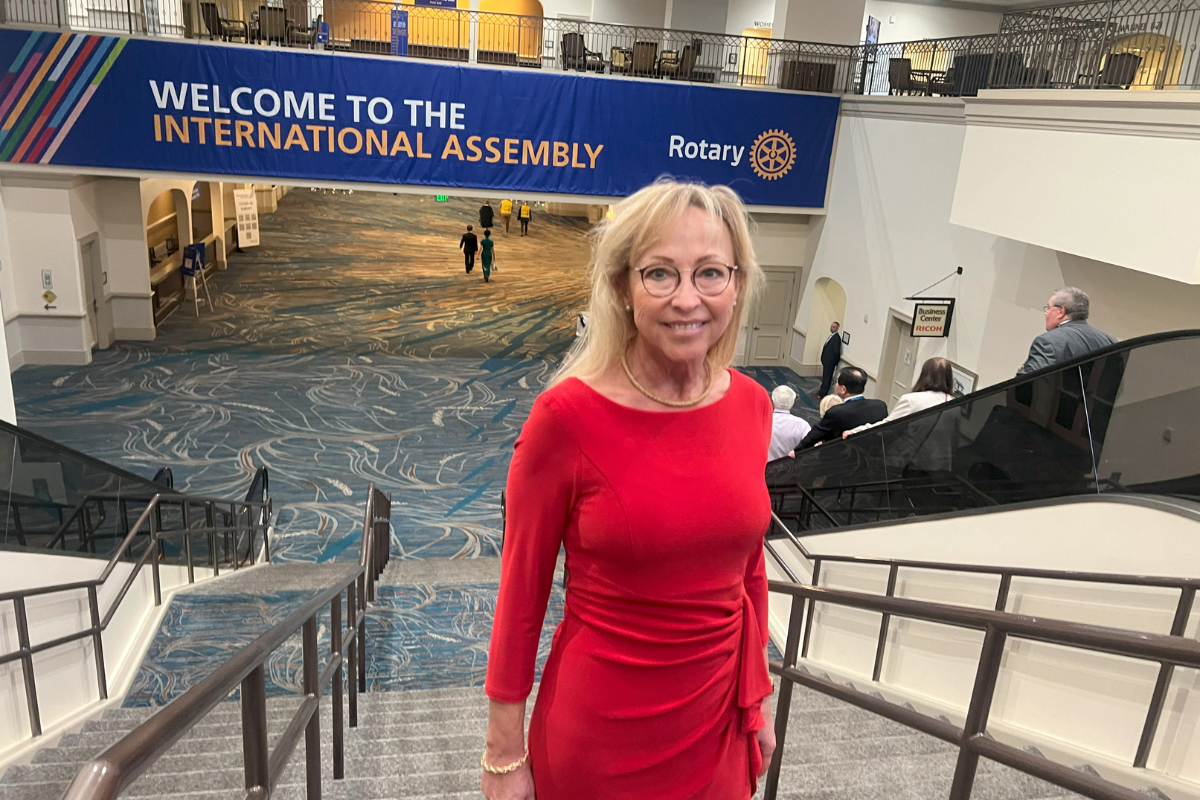 Prof. Dr. Claudia Mayer, Gouverneurin des Rotary Distrikts 1810 im Jahr 2024/25 und Mitglied im Rotary Club Monschau-Nordeifel&nbsp;