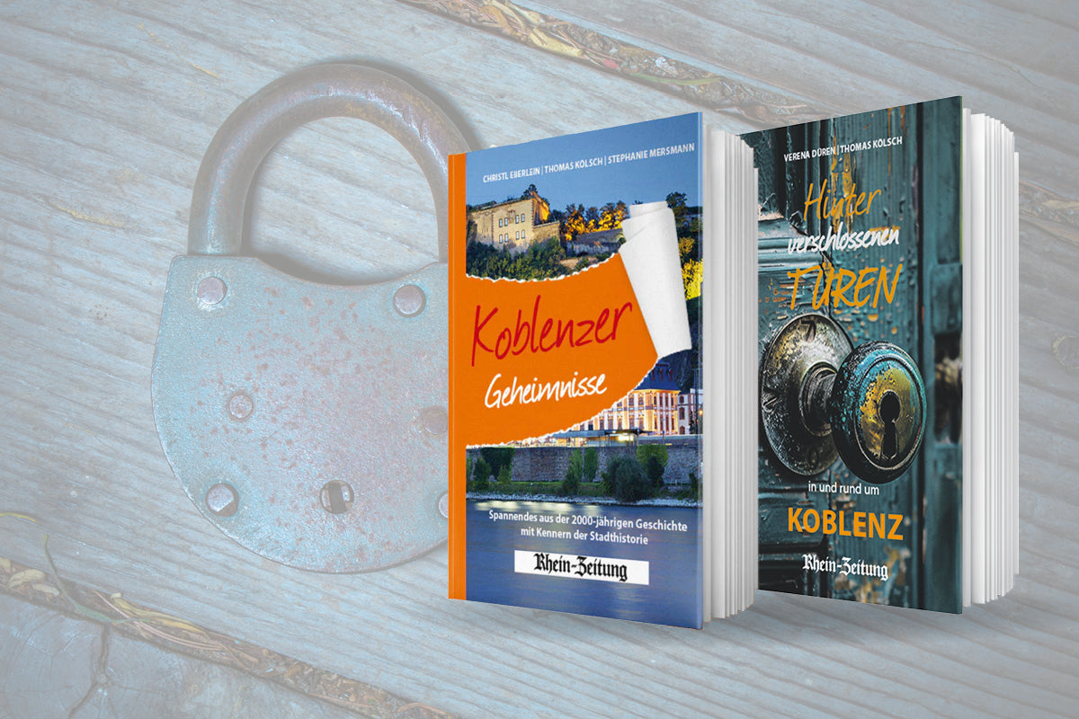 Buchcover der Bücher "Koblenzer Geheimnisse" und "Hinter verschlossenen Türen" mit der FEstung Ehrenbreitstein und einem alten Türschloss vor einem Schloss auf Holzbrettern im Hintergrund.