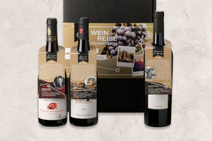 3 abwechslungsreiche französische Weine mit Flaschenanhänger mit Informationen zum Weingut und der jeweiligen Region.
